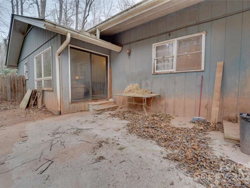 1 Virginia Lane, Cullowhee, NC 28723.  MLS# CAR4238066, YatesRealty ID 8994. Patio