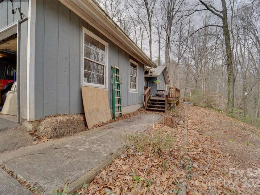 1 Virginia Lane, Cullowhee, NC 28723.  MLS# CAR4238066, YatesRealty ID 8994. Side