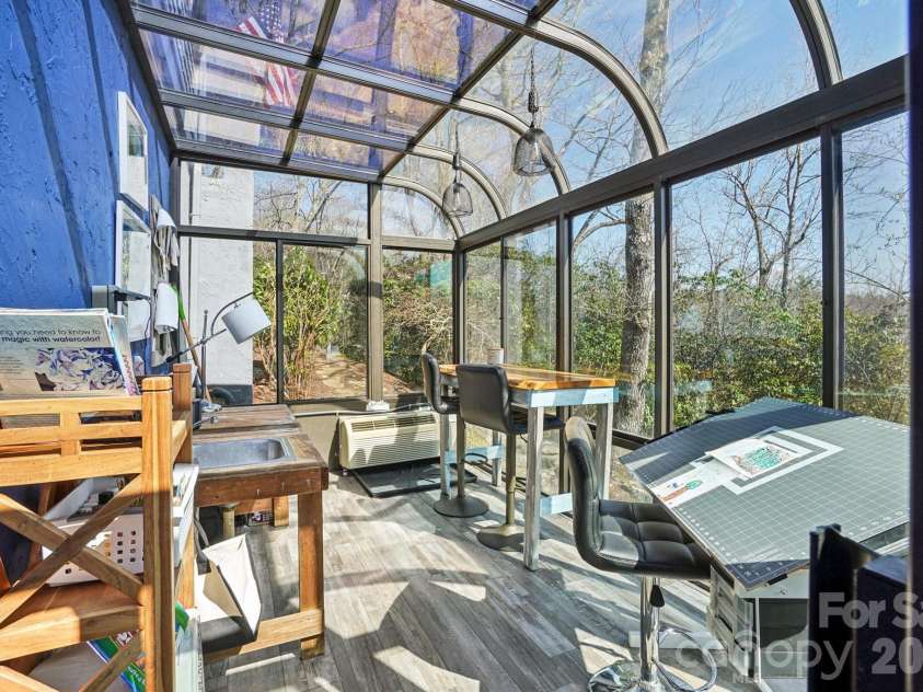 133 Falls Summit Road, Hendersonville, NC 28739.  MLS# CAR4356155, YatesRealty ID 8995. 