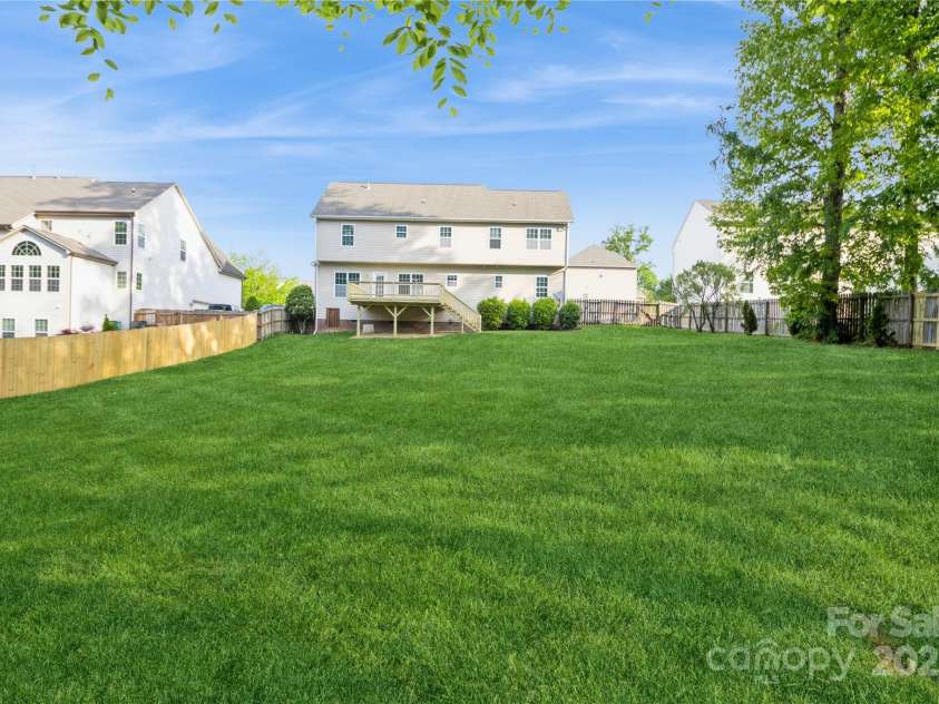 4015 Amber Leigh Way Drive, Charlotte, NC 28269.  MLS# CAR4251417, YatesRealty ID 8995. 
