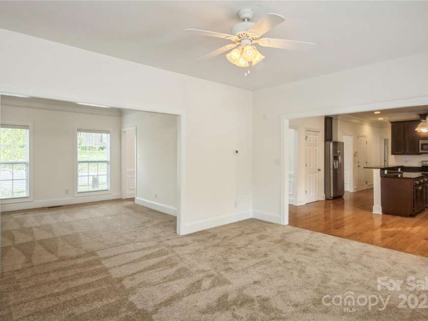 4015 Amber Leigh Way Drive, Charlotte, NC 28269.  MLS# CAR4251417, YatesRealty ID 8995. Family Room