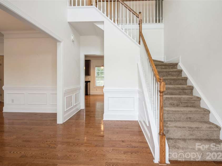 4015 Amber Leigh Way Drive, Charlotte, NC 28269.  MLS# CAR4251417, YatesRealty ID 8995. Front Entry