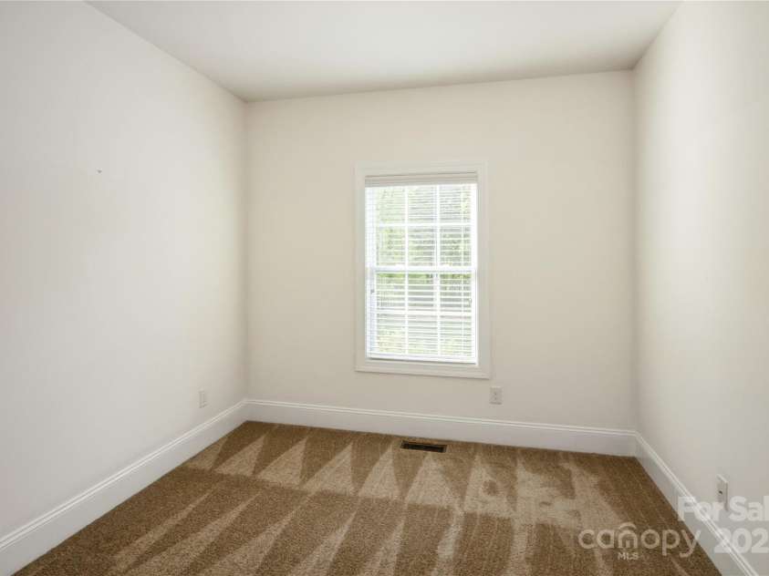 4015 Amber Leigh Way Drive, Charlotte, NC 28269.  MLS# CAR4251417, YatesRealty ID 8995. Guest Bedroom on Main