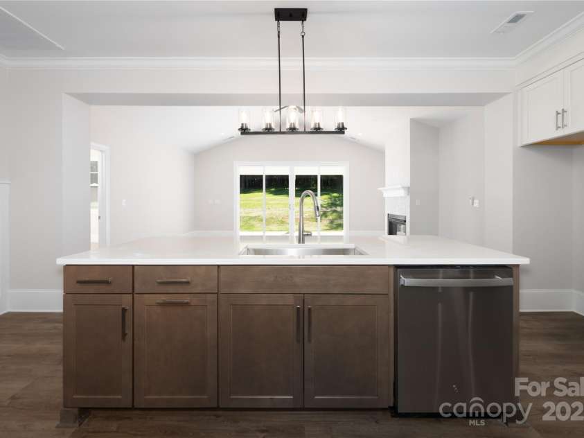 4243 Candlewood Drive, Sherrills Ford, NC 28673.  MLS# CAR4217844, YatesRealty ID 8996. 