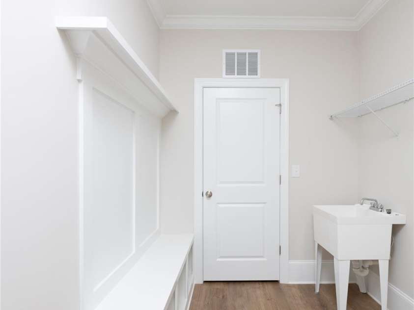 4243 Candlewood Drive, Sherrills Ford, NC 28673.  MLS# CAR4217844, YatesRealty ID 8996. 