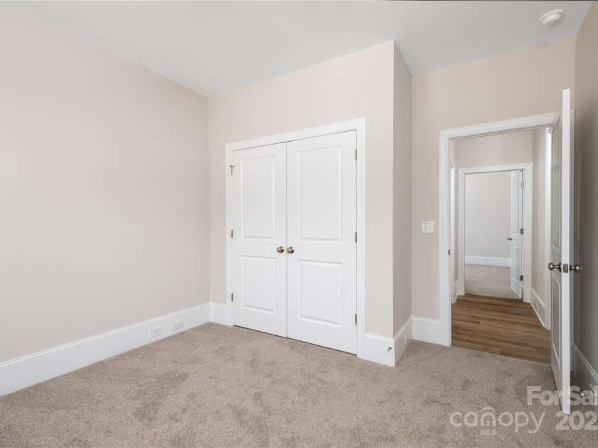 4243 Candlewood Drive, Sherrills Ford, NC 28673.  MLS# CAR4217844, YatesRealty ID 8996. 