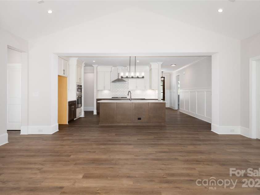 4243 Candlewood Drive, Sherrills Ford, NC 28673.  MLS# CAR4217844, YatesRealty ID 8996. 