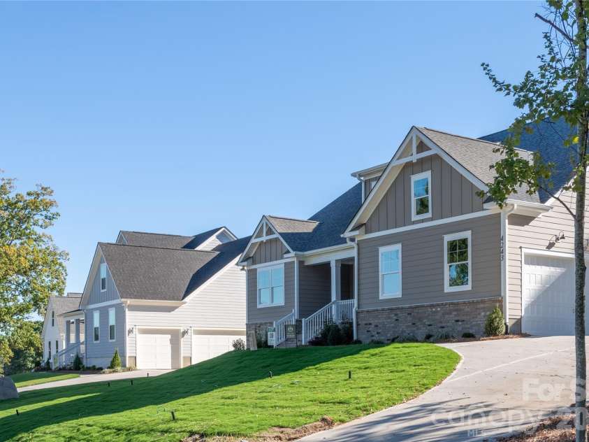 4243 Candlewood Drive, Sherrills Ford, NC 28673.  MLS# CAR4217844, YatesRealty ID 8996. 