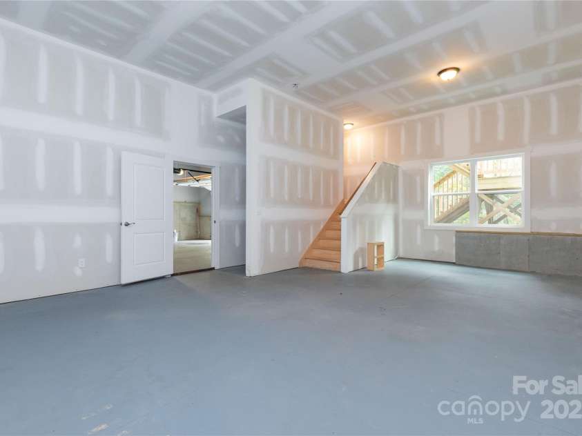 17 Mayfair Place, Arden, NC 28704.  MLS# CAR4171506, YatesRealty ID 8998. 