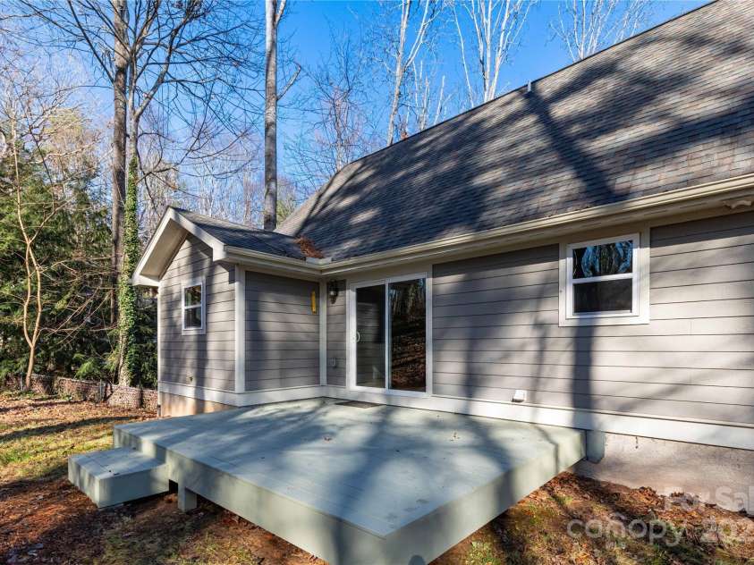 17 Mayfair Place, Arden, NC 28704.  MLS# CAR4171506, YatesRealty ID 8998. 