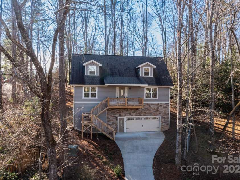 17 Mayfair Place, Arden, NC 28704.  MLS# CAR4171506, YatesRealty ID 8998. 
