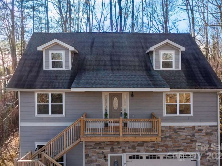 17 Mayfair Place, Arden, NC 28704.  MLS# CAR4171506, YatesRealty ID 8998. 