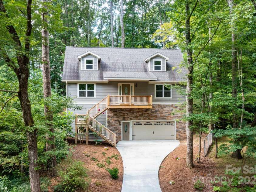 17 Mayfair Place, Arden, NC 28704.  MLS# CAR4171506, YatesRealty ID 8998. 