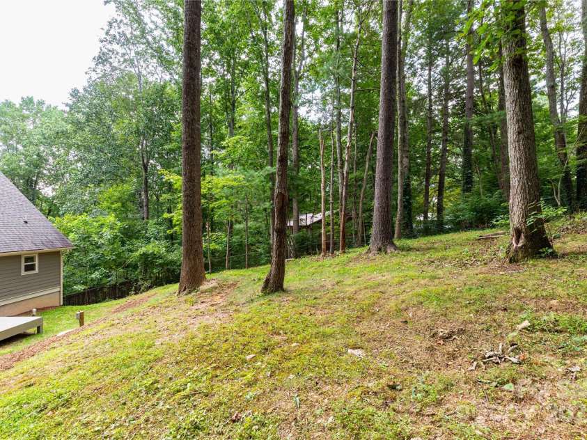 17 Mayfair Place, Arden, NC 28704.  MLS# CAR4171506, YatesRealty ID 8998. 