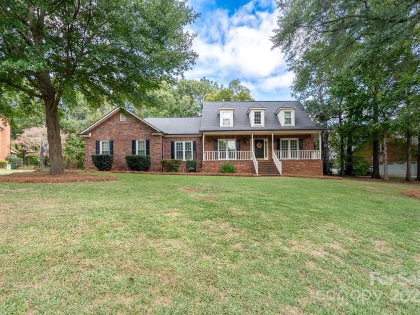 5820 Wingate Way, Concord, NC 28027.  MLS# CAR4312525, YatesRealty ID 8998. 