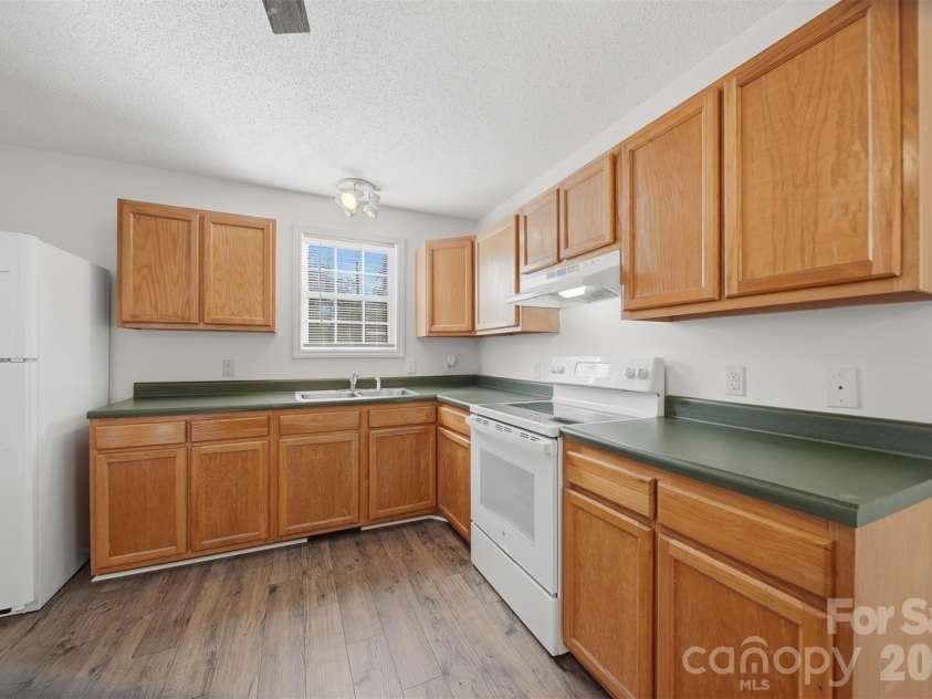 828 Cline Avenue, Valdese, NC 28690.  MLS# CAR4358785, YatesRealty ID 8999. 