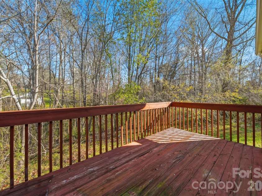 828 Cline Avenue, Valdese, NC 28690.  MLS# CAR4358785, YatesRealty ID 8999. 
