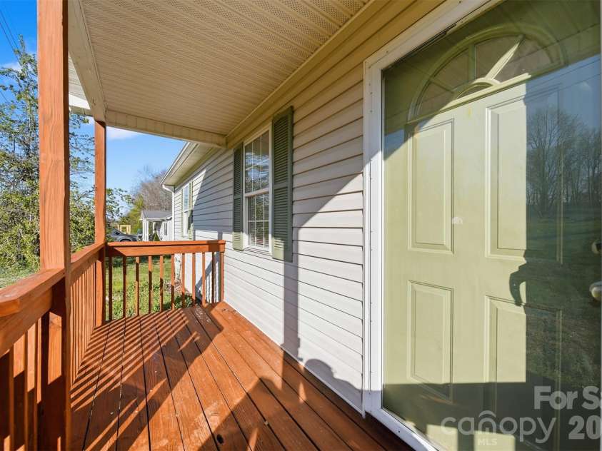 828 Cline Avenue, Valdese, NC 28690.  MLS# CAR4358785, YatesRealty ID 8999. 