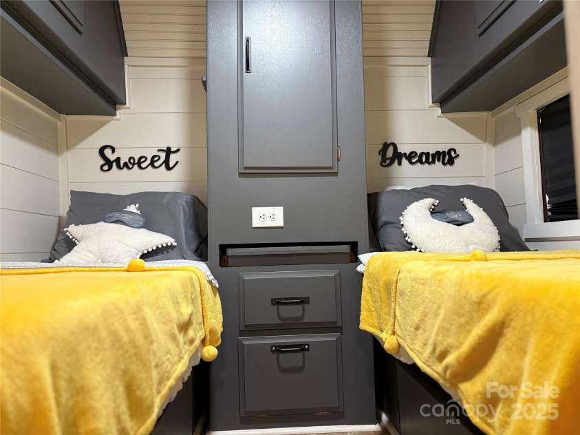 162 Dogwood Circle, New London, NC 28127.  MLS# CAR4300396, YatesRealty ID 9. 