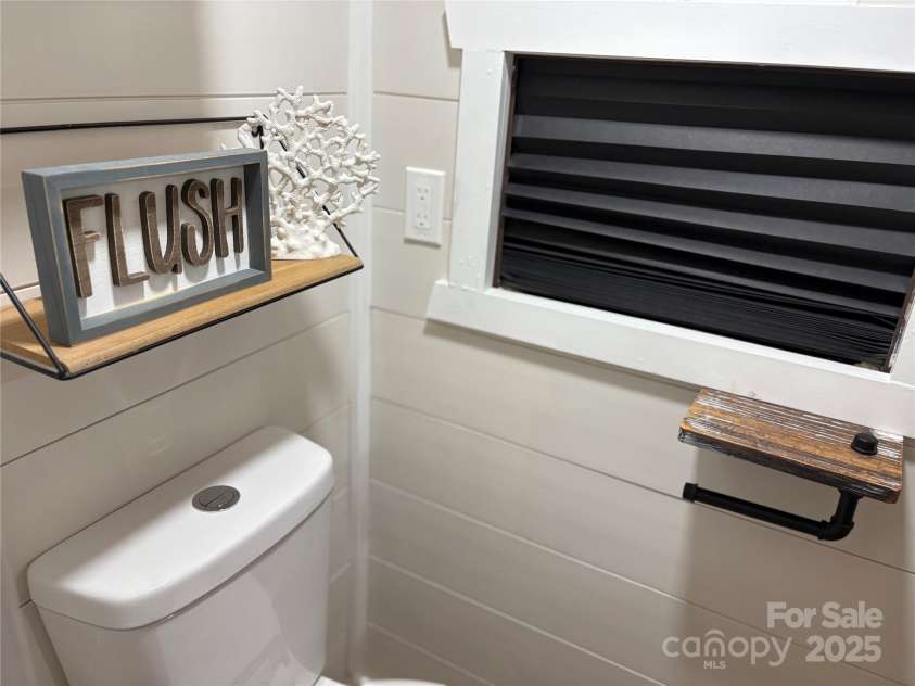 162 Dogwood Circle, New London, NC 28127.  MLS# CAR4300396, YatesRealty ID 9. 