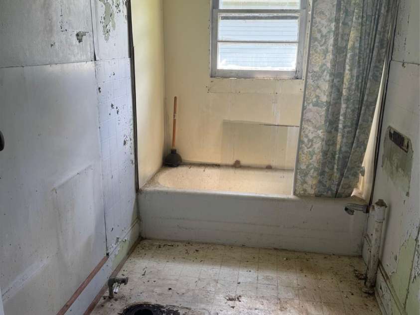 204 13th Street, Belmont, NC 28012.  MLS# CAR4257647, YatesRealty ID 9. 