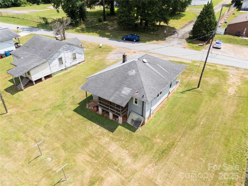 204 13th Street, Belmont, NC 28012.  MLS# CAR4257647, YatesRealty ID 9. 