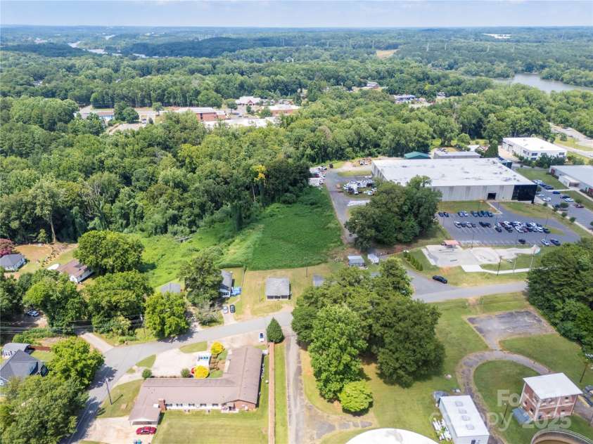 204 13th Street, Belmont, NC 28012.  MLS# CAR4257647, YatesRealty ID 9. 