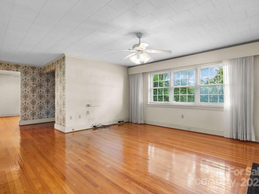 4002 Hickory Boulevard, Granite Falls, NC 28630.  MLS# CAR4265379, YatesRealty ID 900. 