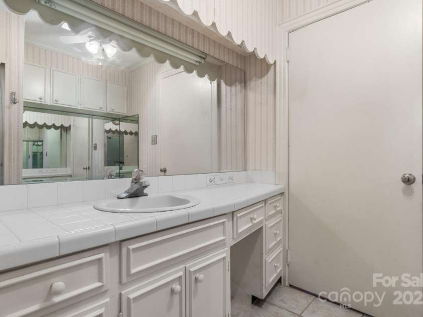 4002 Hickory Boulevard, Granite Falls, NC 28630.  MLS# CAR4265379, YatesRealty ID 900. 