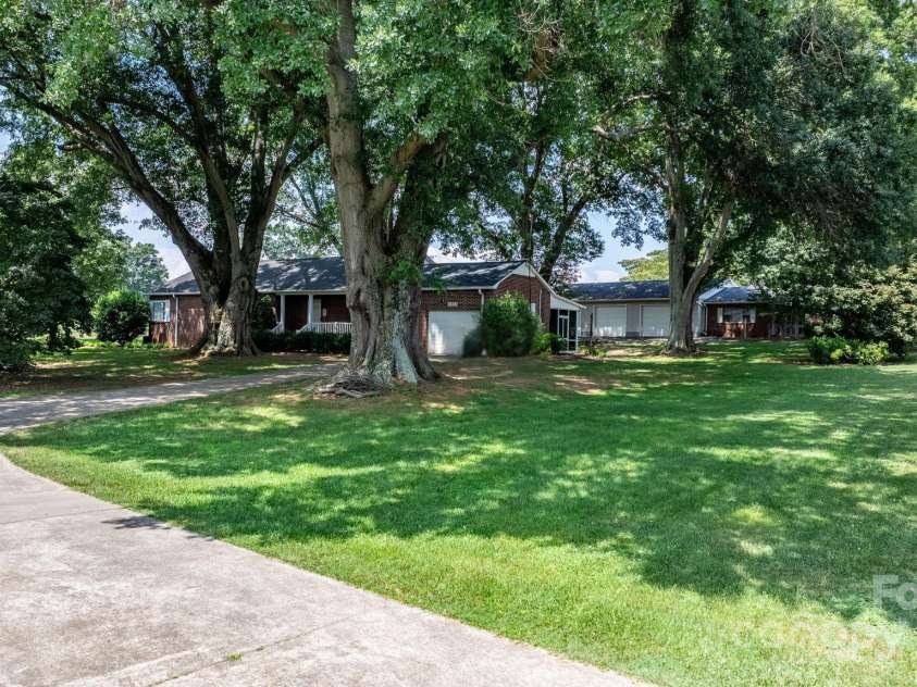 4002 Hickory Boulevard, Granite Falls, NC 28630.  MLS# CAR4265379, YatesRealty ID 900. 