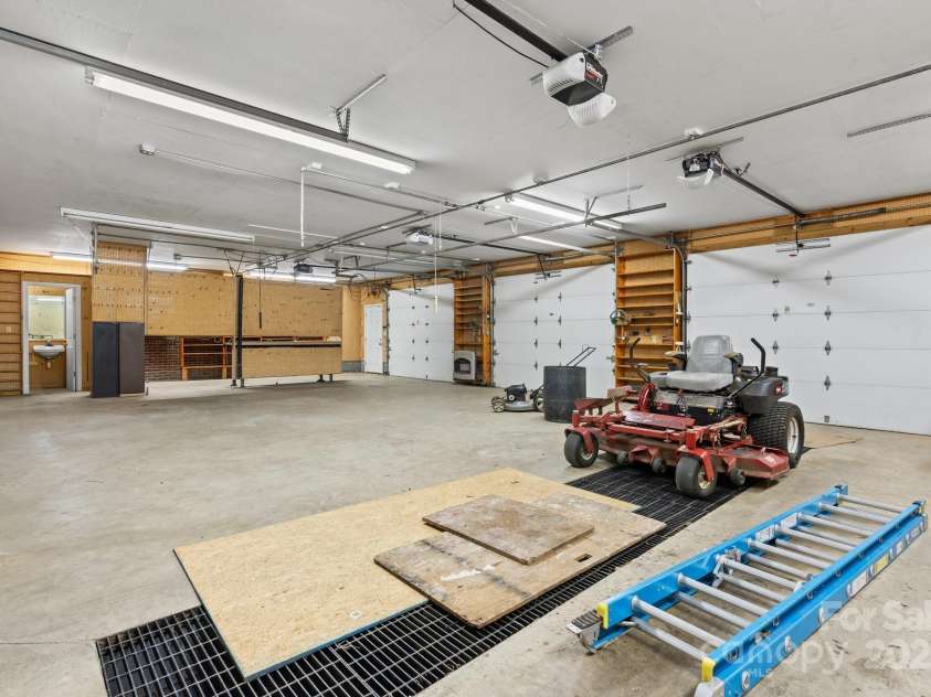 4002 Hickory Boulevard, Granite Falls, NC 28630.  MLS# CAR4265379, YatesRealty ID 900. Detached Garage Middle Front Bays