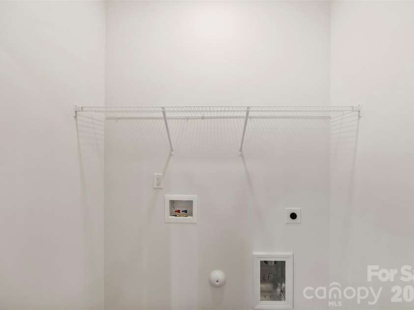 398 Brice Street, Kings Mountain, NC 28086.  MLS# CAR4345960, YatesRealty ID 9000. 