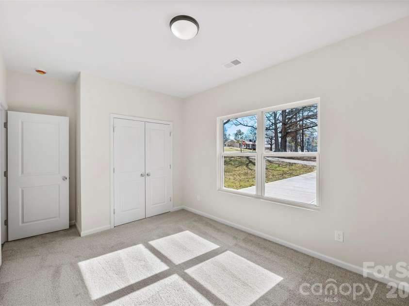 398 Brice Street, Kings Mountain, NC 28086.  MLS# CAR4345960, YatesRealty ID 9000. 