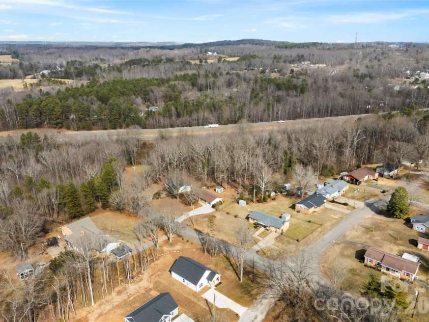 398 Brice Street, Kings Mountain, NC 28086.  MLS# CAR4345960, YatesRealty ID 9000. 