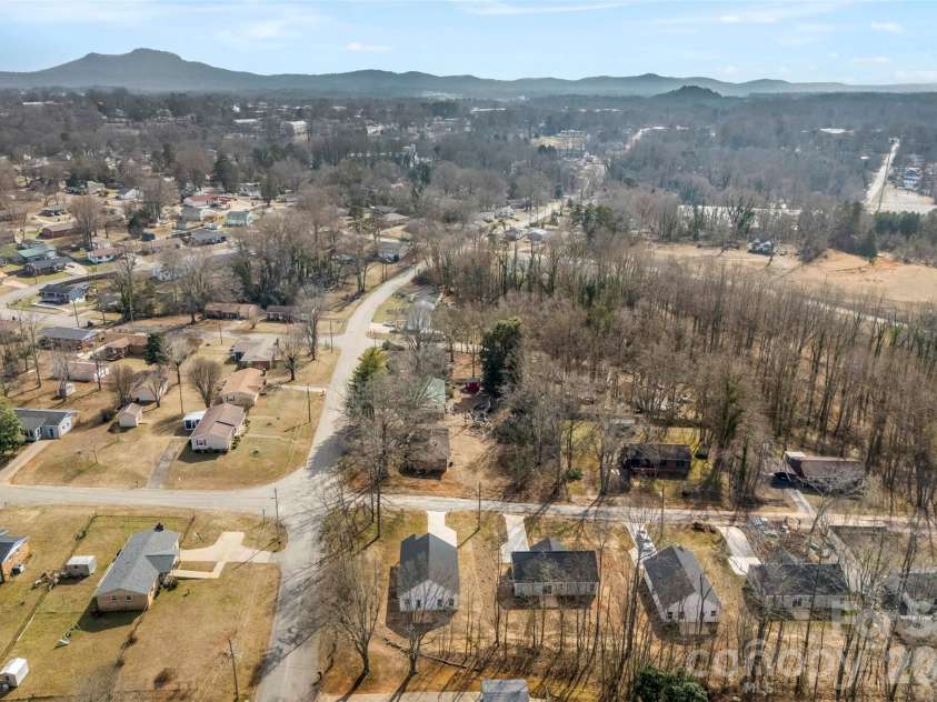 398 Brice Street, Kings Mountain, NC 28086.  MLS# CAR4345960, YatesRealty ID 9000. 