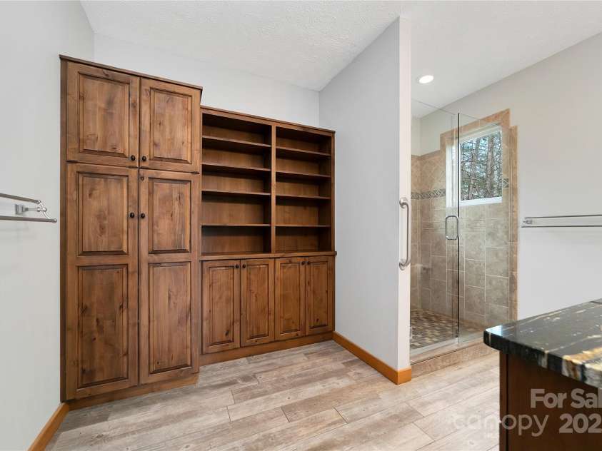 42 Tsitsi Court, Brevard, NC 28712.  MLS# CAR4326496, YatesRealty ID 9005. 