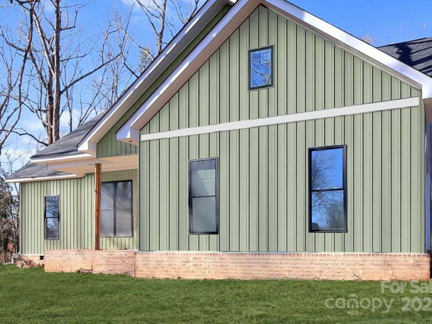 1212 Donna Drive, Shelby, NC 28152.  MLS# CAR4213929, YatesRealty ID 9006. Front of the home - Grass has been enhanced