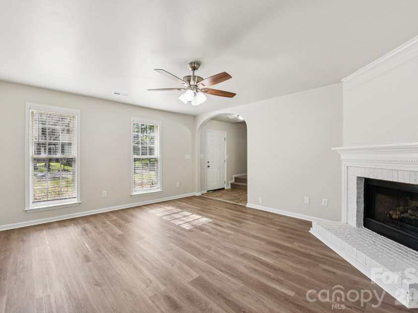 14518 Arbor Ridge Drive, Charlotte, NC 28273.  MLS# CAR4365016, YatesRealty ID 9006. 