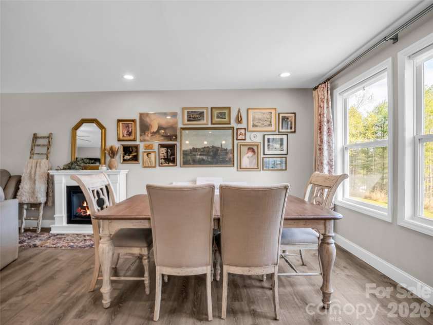 29 Kanes Drive, Hendersonville, NC 28739.  MLS# CAR4366222, YatesRealty ID 9007. 