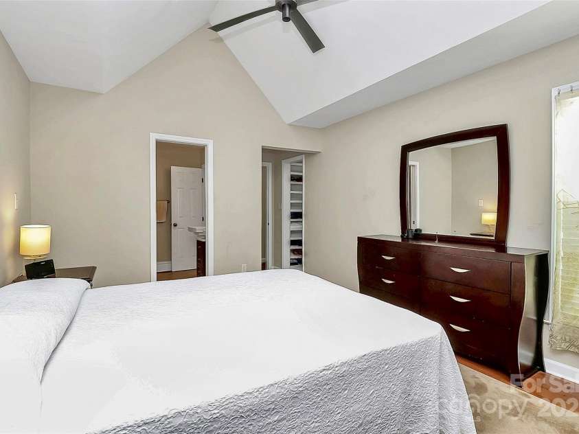 313 Clarkson Street, Charlotte, NC 28202.  MLS# CAR4250188, YatesRealty ID 9008. 