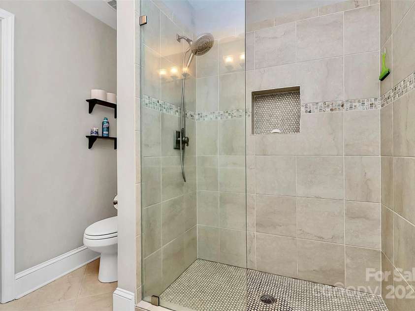 313 Clarkson Street, Charlotte, NC 28202.  MLS# CAR4250188, YatesRealty ID 9008. 