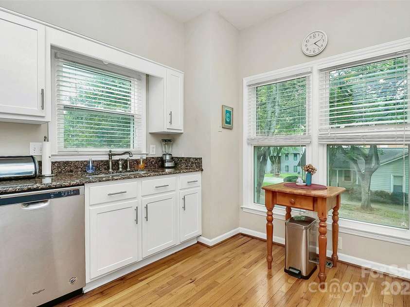 313 Clarkson Street, Charlotte, NC 28202.  MLS# CAR4250188, YatesRealty ID 9008. 