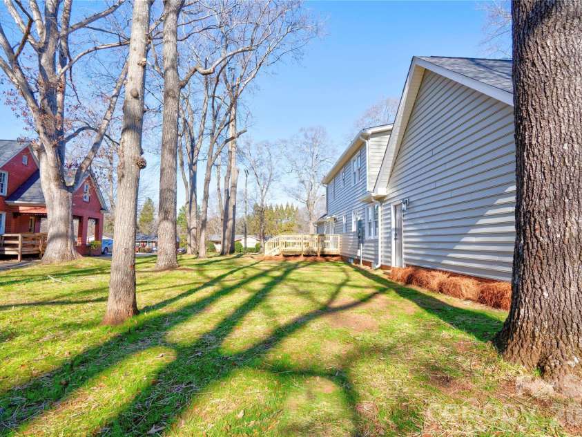 927 Elizabeth Road, Shelby, NC 28150.  MLS# CAR4335876, YatesRealty ID 9008. 