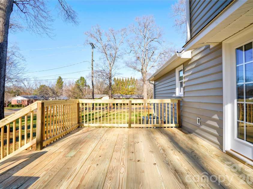 927 Elizabeth Road, Shelby, NC 28150.  MLS# CAR4335876, YatesRealty ID 9008. 