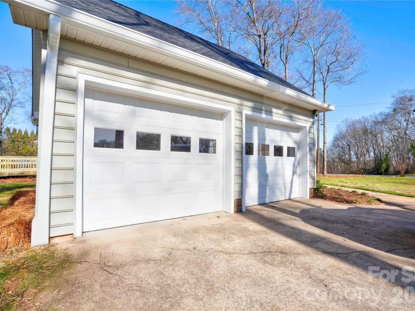 927 Elizabeth Road, Shelby, NC 28150.  MLS# CAR4335876, YatesRealty ID 9008. 