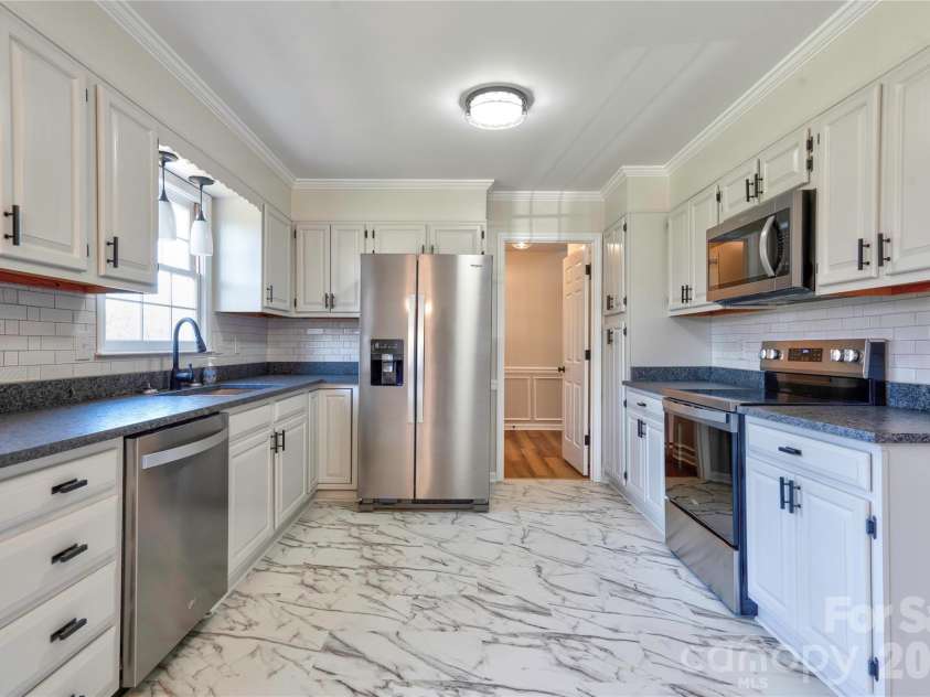927 Elizabeth Road, Shelby, NC 28150.  MLS# CAR4335876, YatesRealty ID 9008. 
