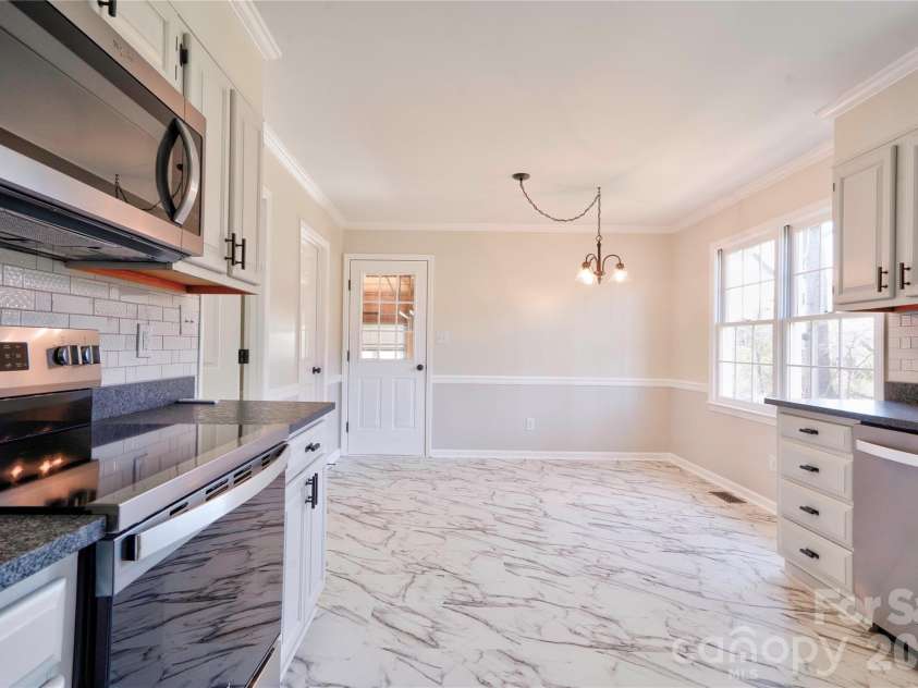 927 Elizabeth Road, Shelby, NC 28150.  MLS# CAR4335876, YatesRealty ID 9008. 