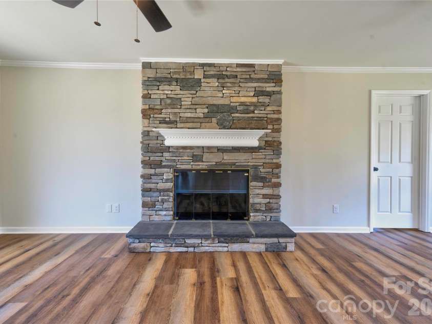 927 Elizabeth Road, Shelby, NC 28150.  MLS# CAR4335876, YatesRealty ID 9008. 