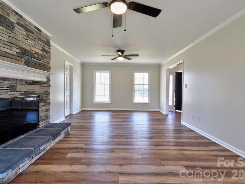 927 Elizabeth Road, Shelby, NC 28150.  MLS# CAR4335876, YatesRealty ID 9008. 