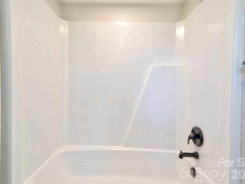 927 Elizabeth Road, Shelby, NC 28150.  MLS# CAR4335876, YatesRealty ID 9008. 